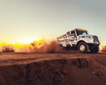 Prometeon și Martin Macík Jr. împreună în aventura Dakar 2025