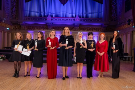 10 femei de nota 10, premiate în cadrul galei CONAF - „Women in Economy - Day by day Heroes”