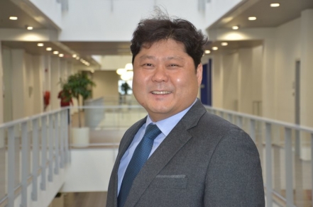   Hyundai Construction Equipment names Sungwoo Lee as new Managing Director for Europe 