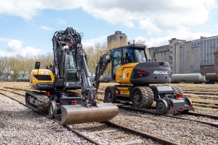 Mecalac MRail – Patru soluții pentru o singură provocare: șantierul feroviar modern