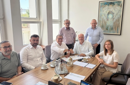 AIC Trucks anunță semnarea unei achiziții a 14 autobuze electrice marca Otokar de către Primăria Reșița