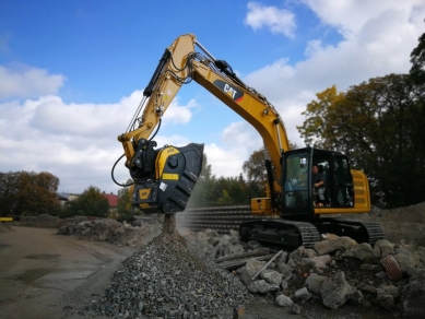 THE WINNING SOLUTIONS THAT MAKE A PROFIT RECYCLING DEMOLITION WASTE MATERIAL AND EARTH FROM EXCAVATION WORK