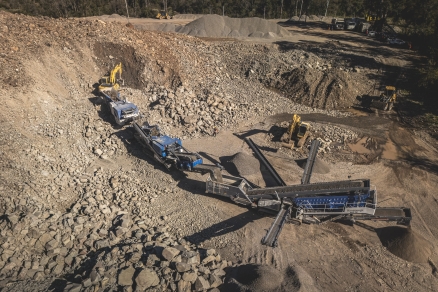 O soluție mobilă completă pentru producerea de agregate și asfalt: Kleemann și Ciber în cariera din Passo Fundo