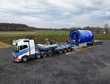 Pentru marile proiecte energetice, Goldhofer eficientizează transportul tamburelor de cablu